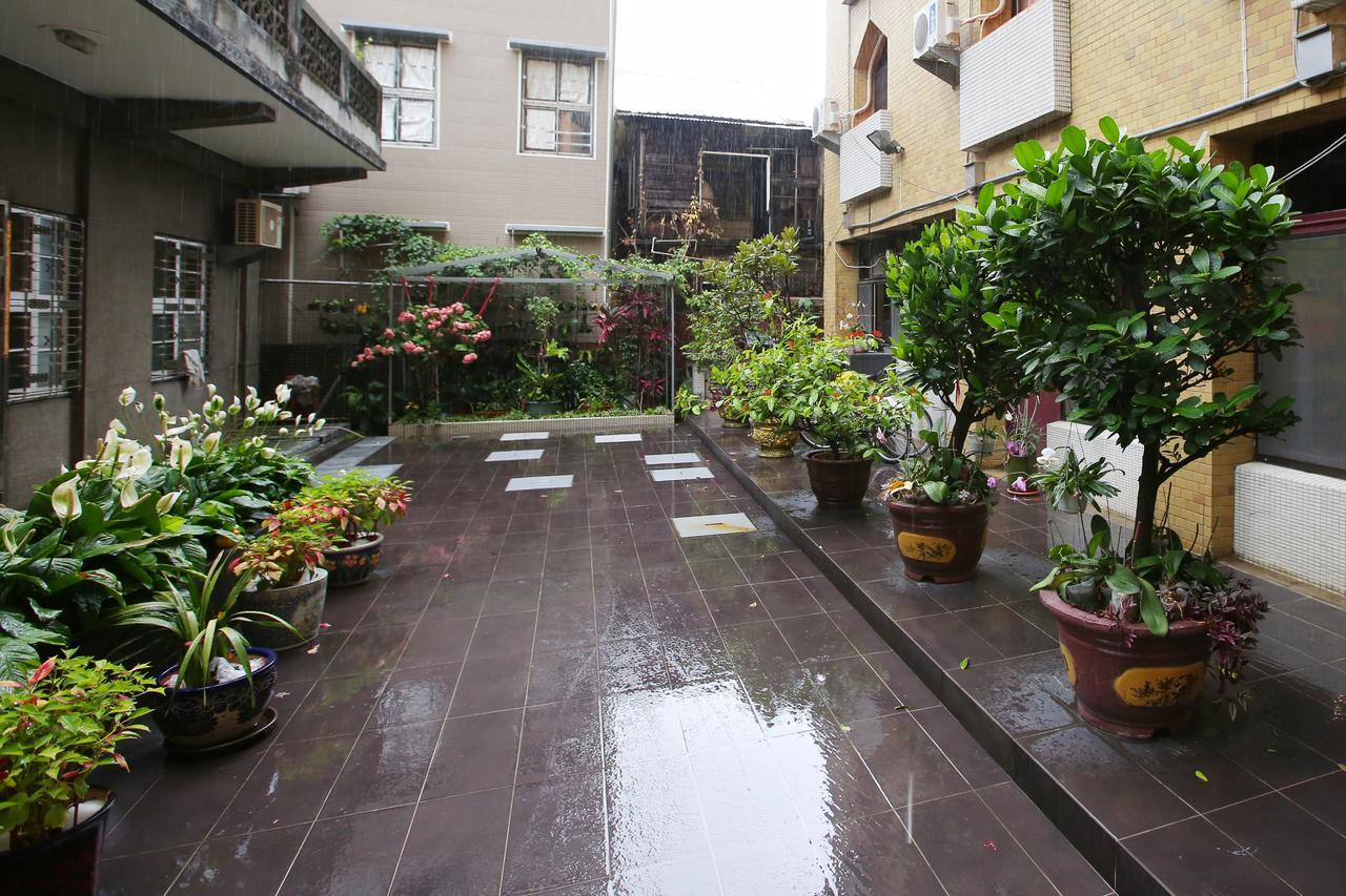Chiayi Crown Hotel Exterior foto